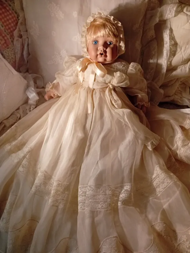 Muñeca de Porcelana Colección Leonardo