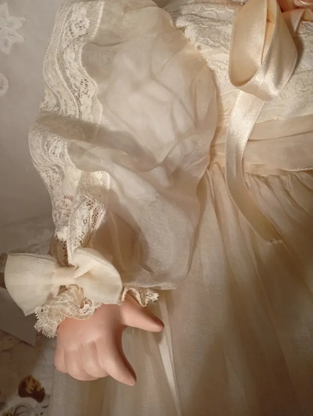 Muñeca de Porcelana Colección Leonardo