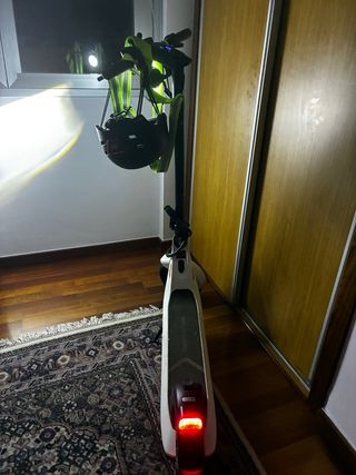 Patinete Eléctrico NIU KQi2 + Chaleco y Casco