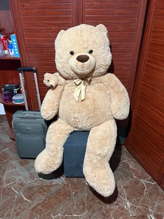Oso de peluche gigante