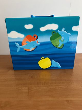 Maletín infantil con delfines