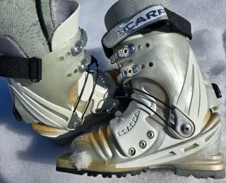 Scarponi sci telemark 75mm Scarpa t1 n.37 donna