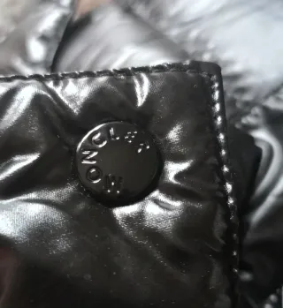 Piumino Moncler donna nero