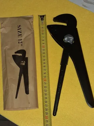 Pinza giratubi 12-300mm DIN5245I