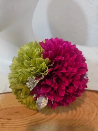 Ramillete Flamenca Flores Verdes y Rosas