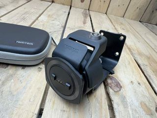 GPS TOMTOM RIDER 550 CON FUNDA Y SOPORTE