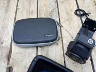 GPS TOMTOM RIDER 550 CON FUNDA Y SOPORTE