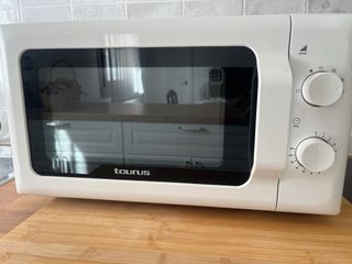 Microondas Taurus Blanco