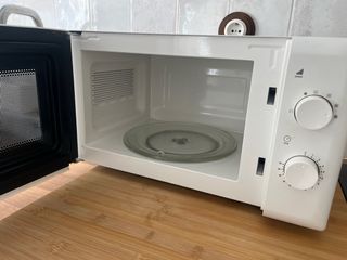 Microondas Taurus Blanco