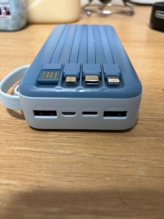 Cargador Portátil BYGP 2000mAh