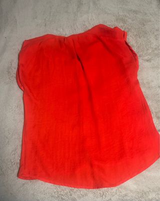 Camisa Kiabi sin mangas roja