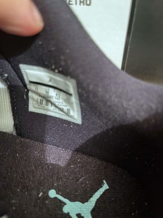 Air Jordan 11 Retro Low Esmerald