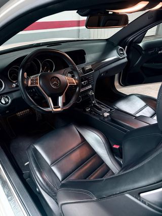 Mercedes-Benz C63 amg