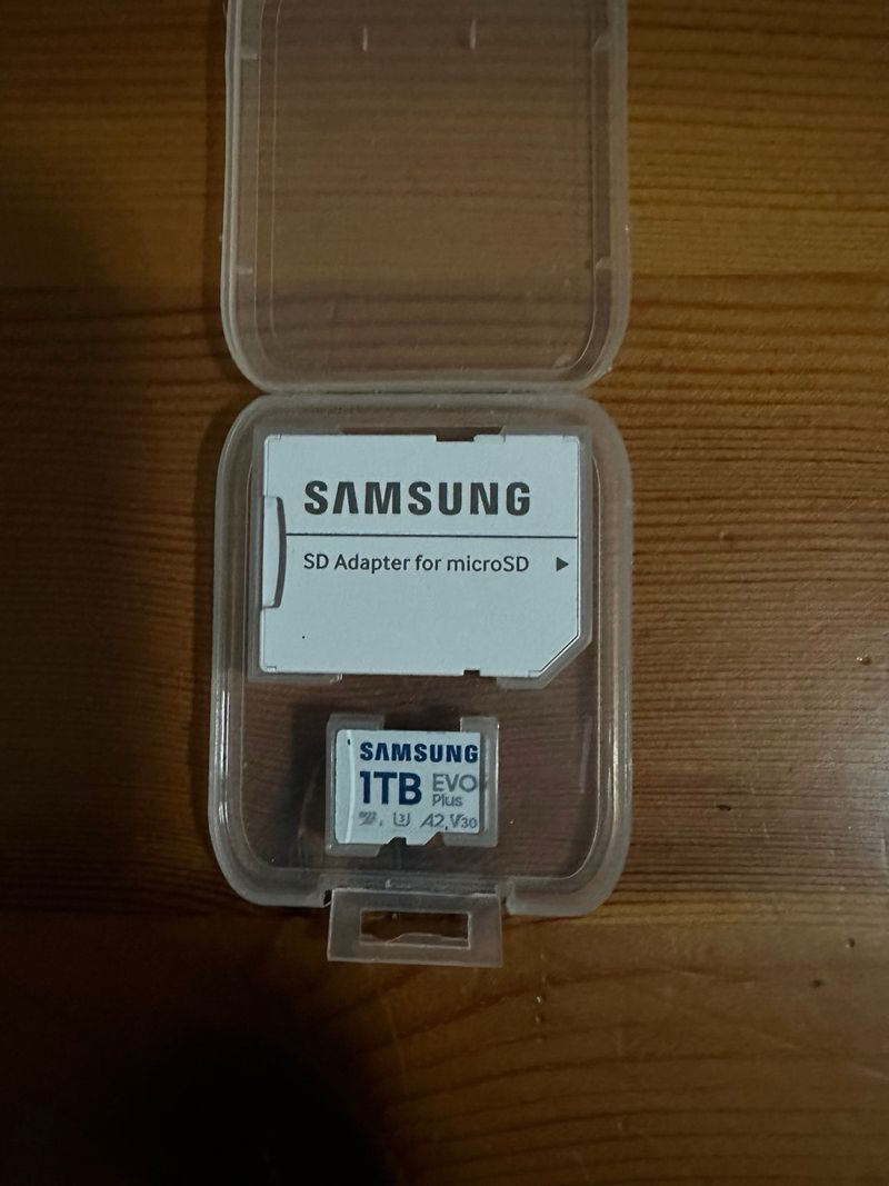 MicroSD Samsung EVO Plus 1TB + Adaptador -A2 V30 afbeelding 2