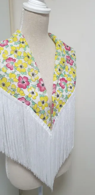 Manton Flamenco Niña Multicolor