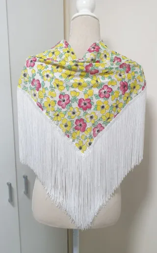 Manton Flamenco Niña Multicolor