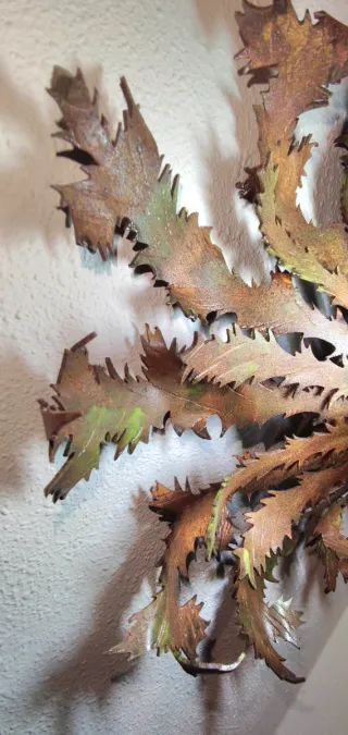 Eguzkilore decorativo in metallo fatto a mano