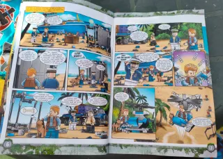 Lego comic jurassic world + lego edición limitada