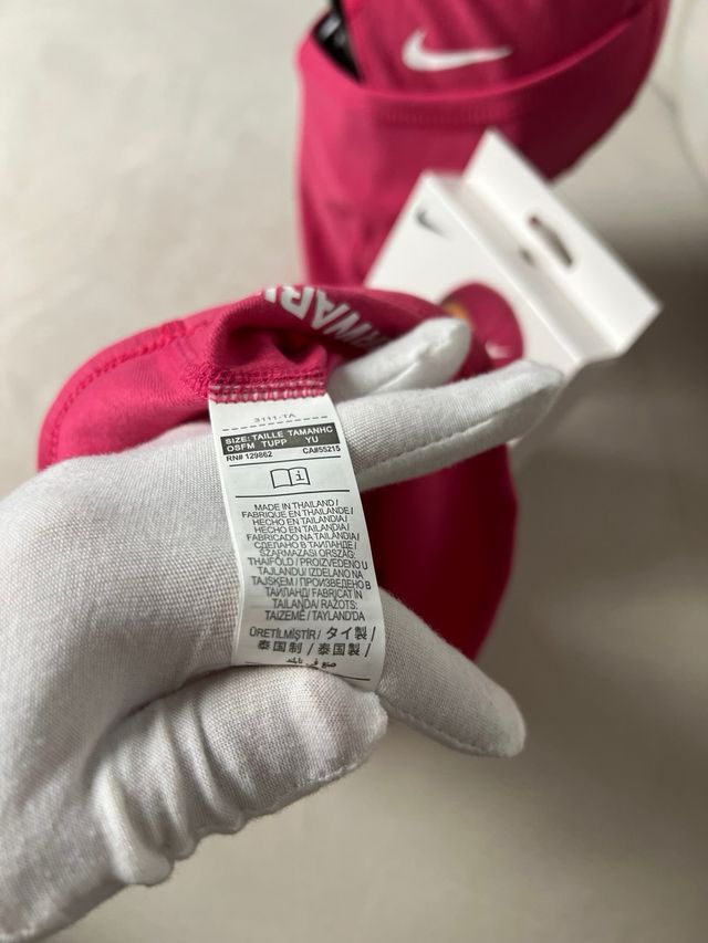 Nike Ski Mask / Pasamontañas/ Balaclava Rosa