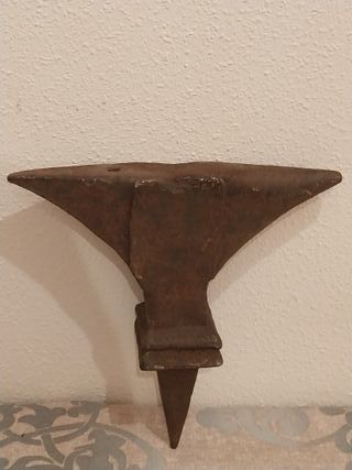 Yunque bigornia punta antiguo