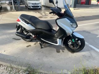 Yamaha Xmax 250cc 2010