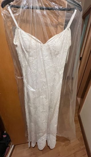 Abito lungo bianco avorio ricami floreali