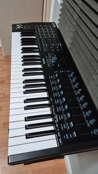 Teclado Arturia Keylab 49 mk2