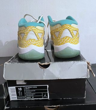 Air Jordan 11 Retro Low LS