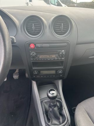 SEAT Ibiza 1.4 TDI 70 cv