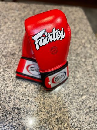 Guantoni Fairtex BGV1 Rossi 10 Oz