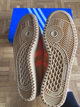 Adidas Bermuda Marrones y Naranjas Unisex