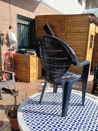 6 Sedie in Plastica Blu e Bianco