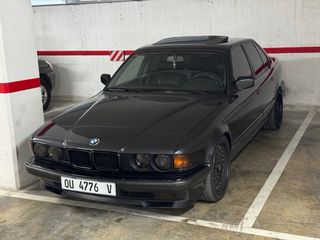 BMW 750i E32 V12 MANUAL 6v - 76mil km