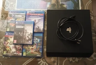 PS4 Pro 1TB + 5 Juegos