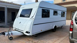 Caravana Blanca RUBIS 500