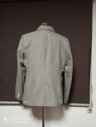 Americana cuadros entallada