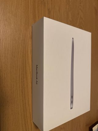 MacBook Air M1 Gris Espacial