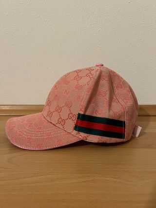 Cappellino Gucci rosa mai usato
