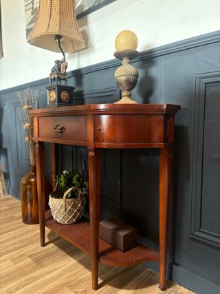 Consola estilo inglés madera