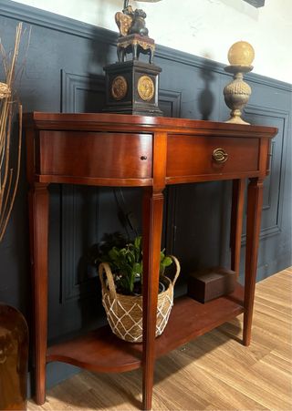 Consola estilo inglés madera