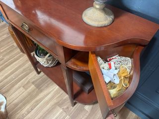 Consola estilo inglés madera