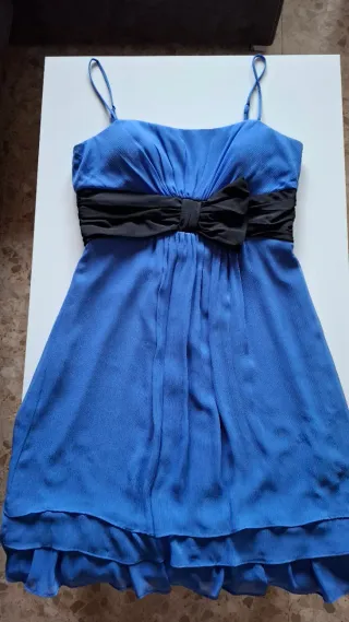 Vestido Manoukian azul y negro