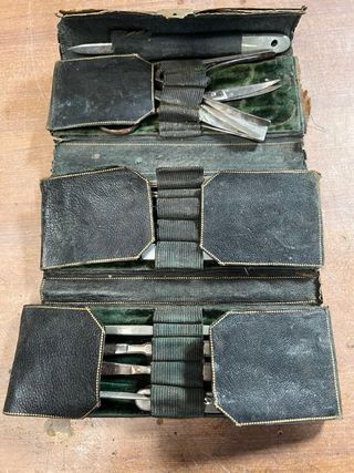 Estuche herramientas antiguas