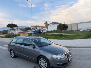 VOLKSWAGEN PASSAT FAMILIAR 2.0 TDi 140CV NACIONAL