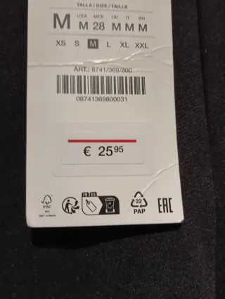 Pantalón negro Zara