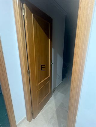 Puerta de madera interior