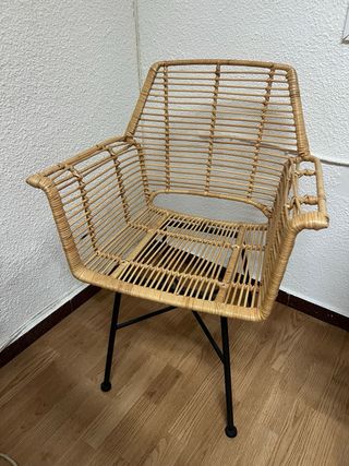 Juego de 2 sillas de diseño de mimbre natural