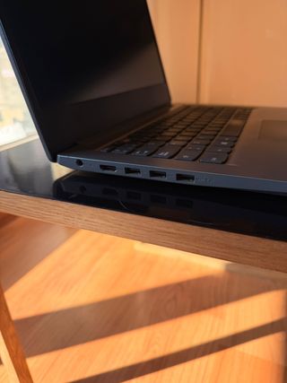 Portátil Lenovo Plata