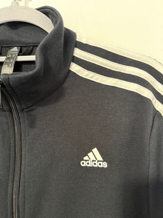 Chaqueta Adidas Negra con Rayas Blancas