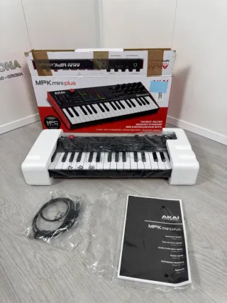 Teclado Controlador Akai MIDI USB